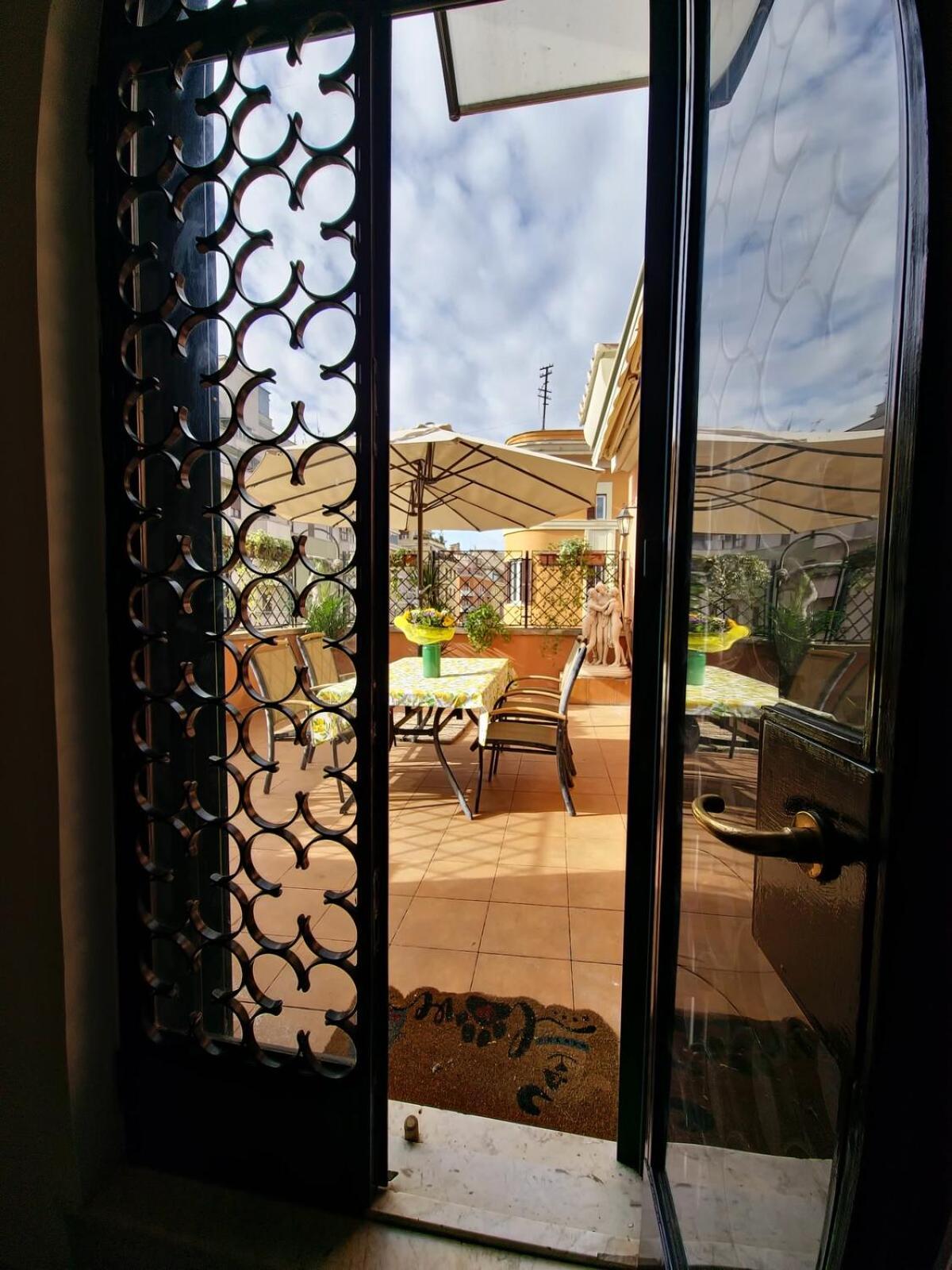 Attico Di Paola Apartment Rome